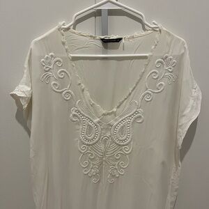 Sack’s luxury Cream Embroidered Swim Coverup caftan used